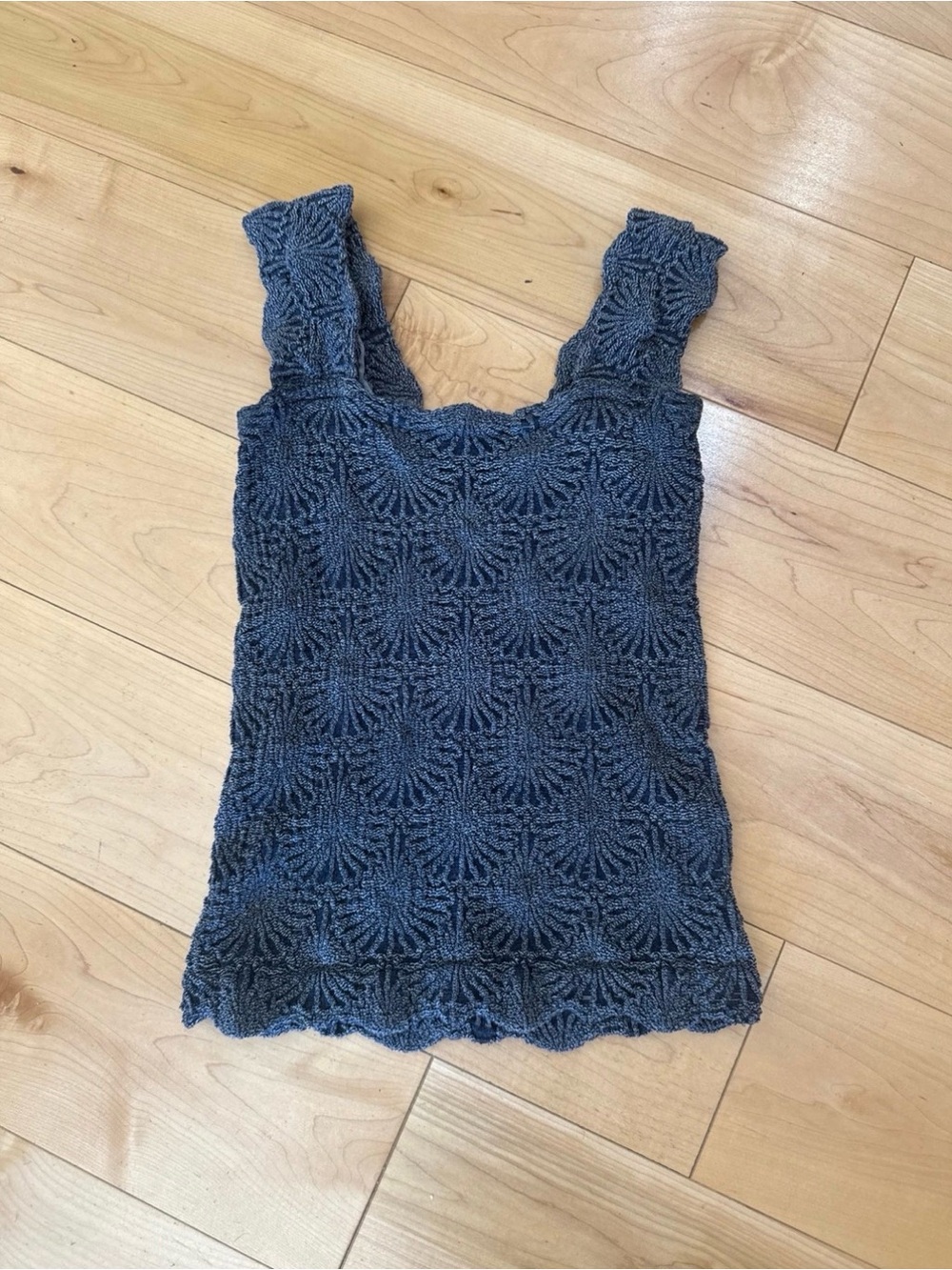 Free People Women’s Crochet Tank Top - navy Medium